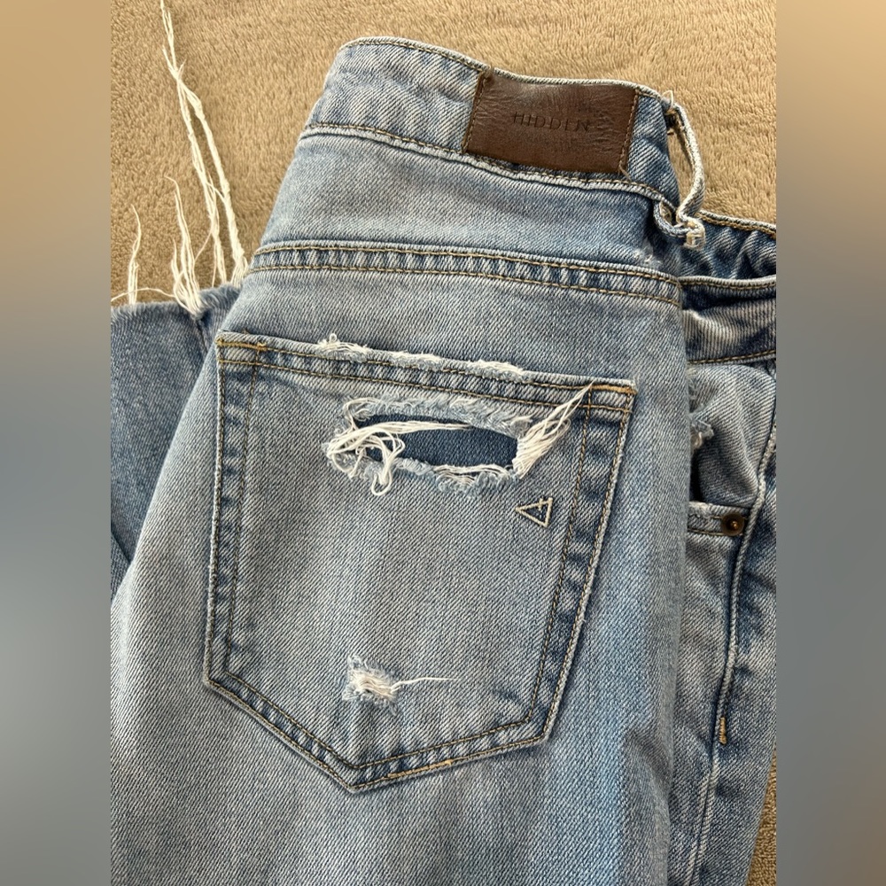Hidden Tracey High Rise Distressed Jeans - Picture 10 of 10